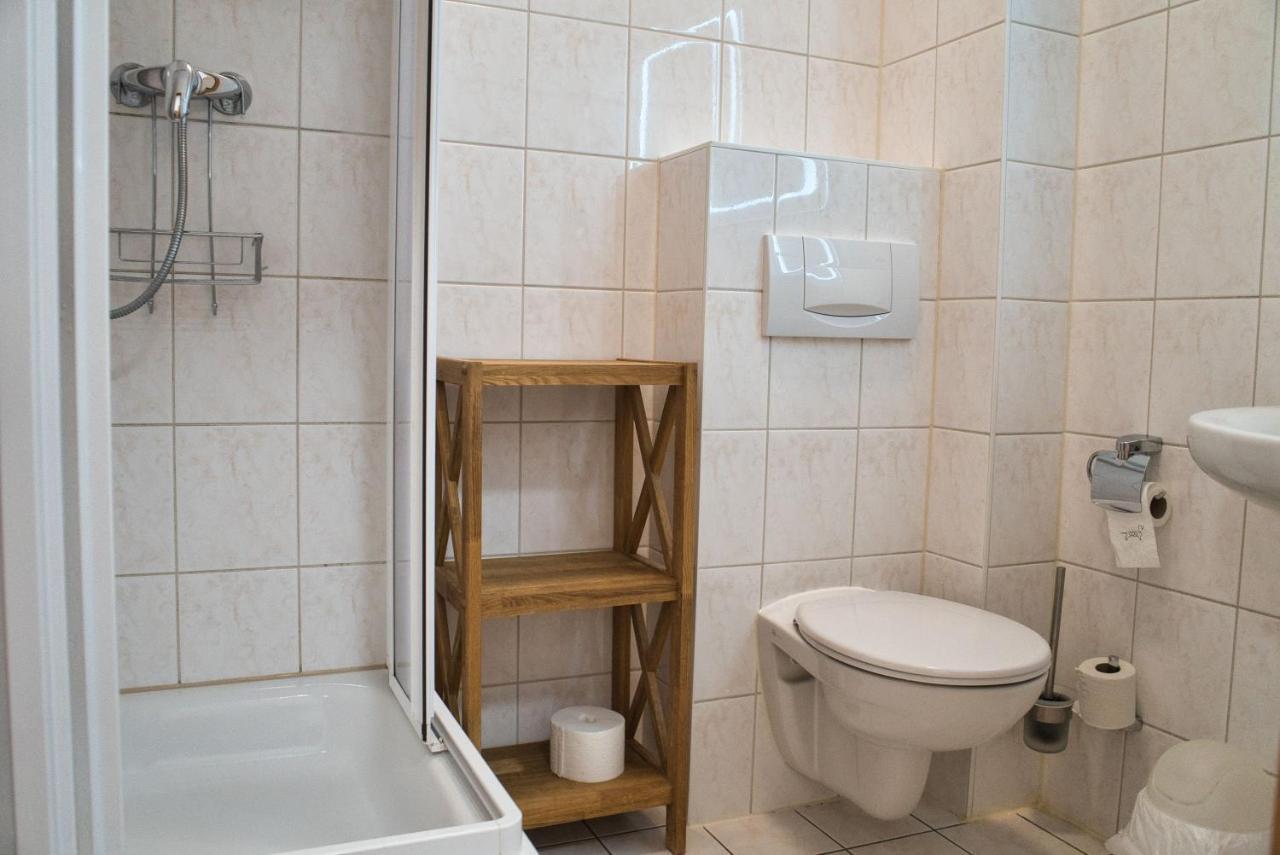Strandnah, Balkon, Ahoi Erlebnisbad Gratis In Sellin - Strandresidenz Brandenburg Fewo 36 괴렌 외부 사진